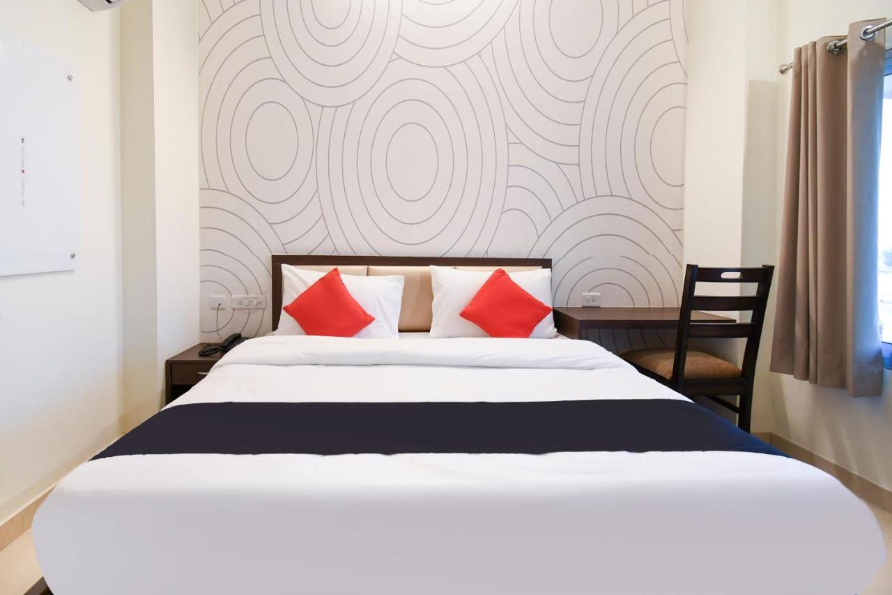 Capital O 70097 Sudha Inn Lucknow Esterno foto
