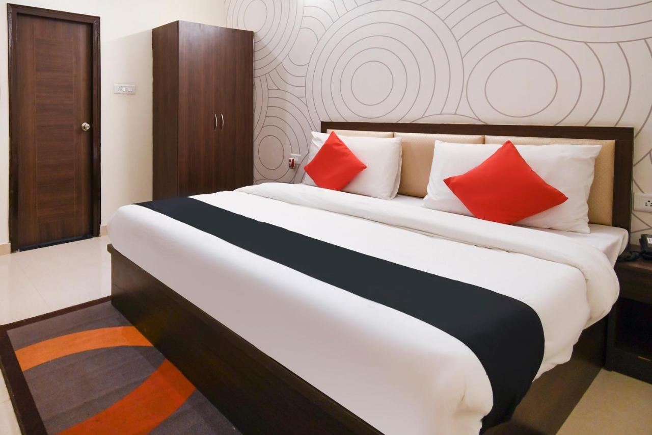 Capital O 70097 Sudha Inn Lucknow Esterno foto
