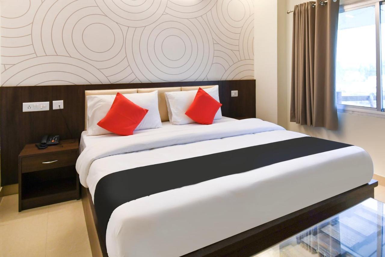 Capital O 70097 Sudha Inn Lucknow Esterno foto