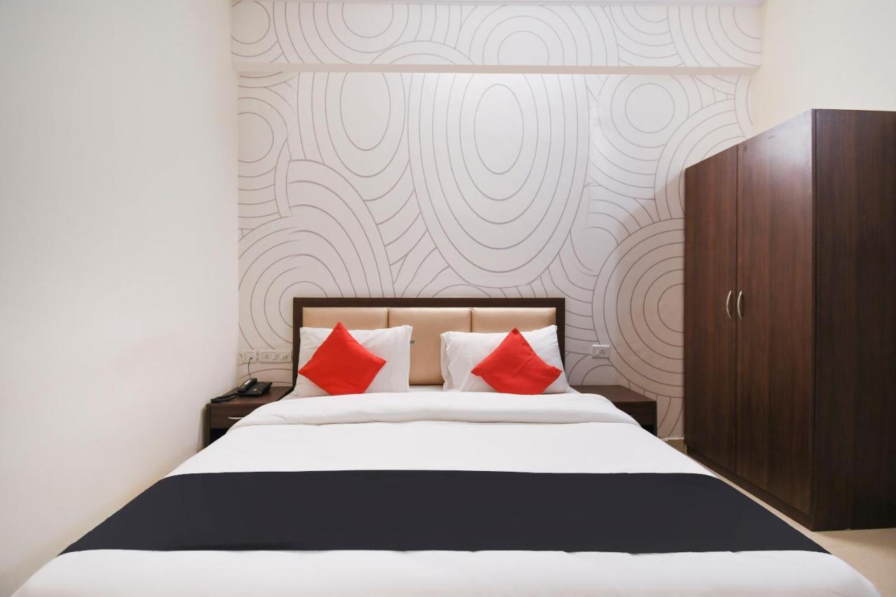 Capital O 70097 Sudha Inn Lucknow Esterno foto