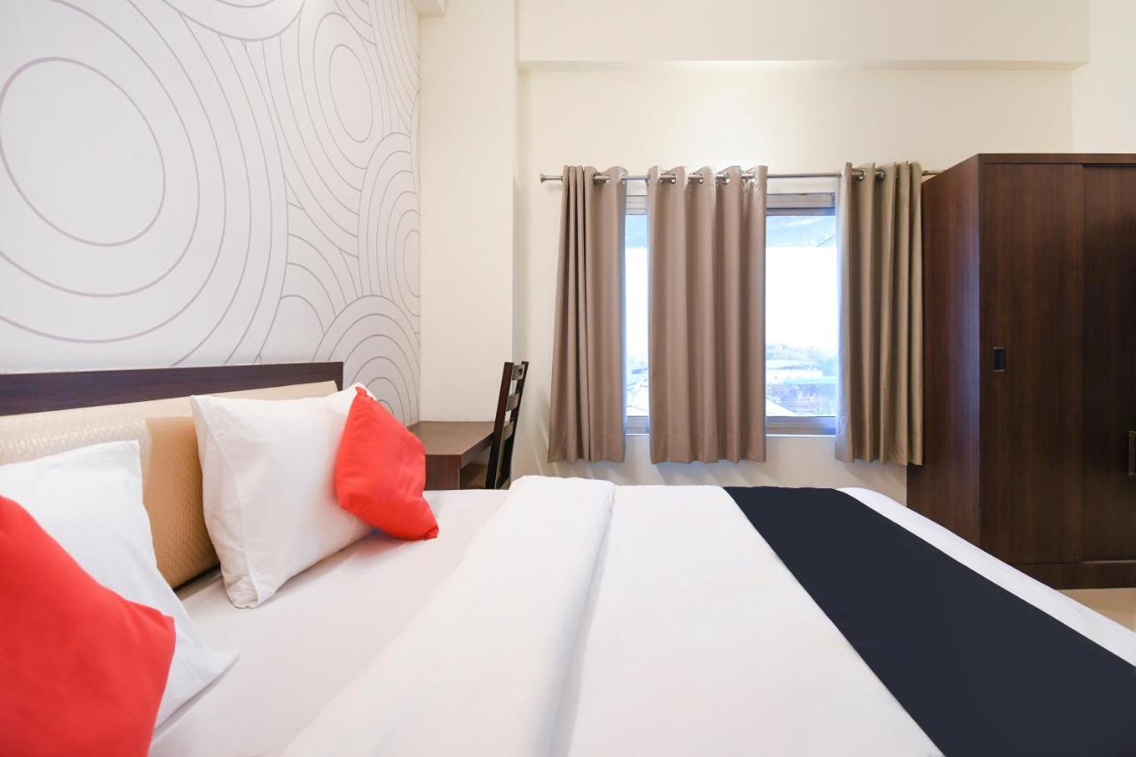 Capital O 70097 Sudha Inn Lucknow Esterno foto